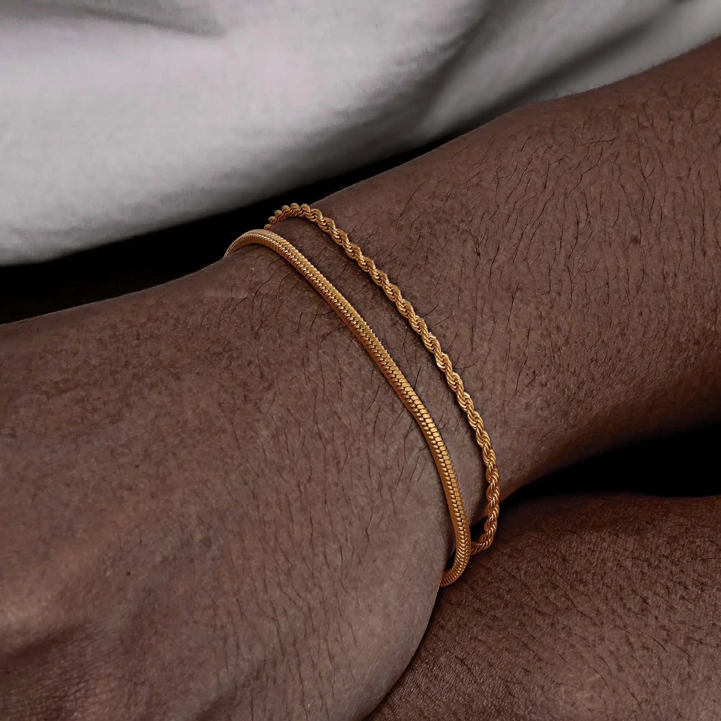 URBINO | ELEGANCIA METÁLICA MEDITERRÁNEA